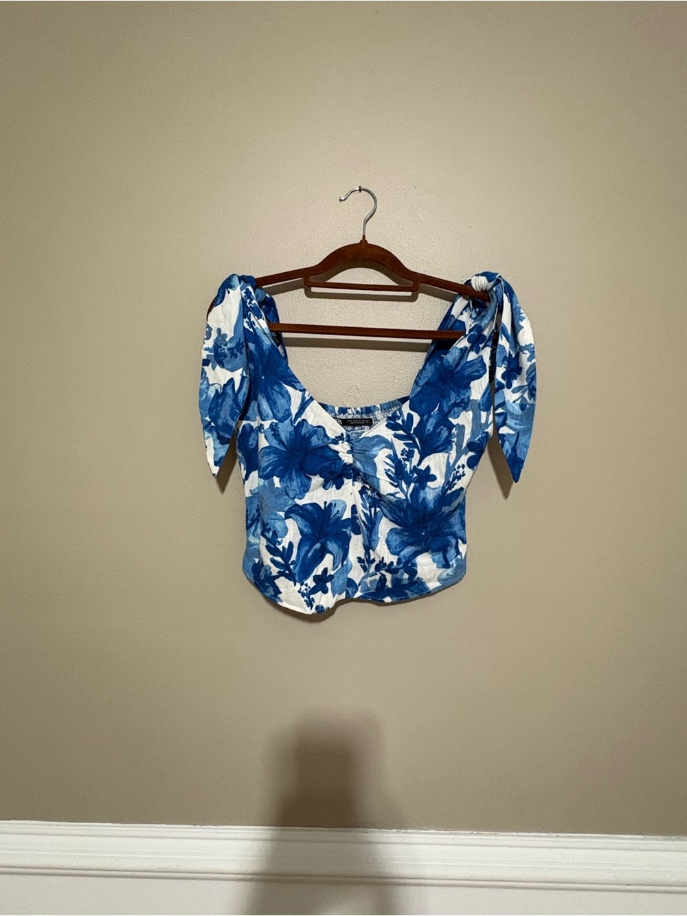 Zara Blue and White Floral Tie-Shoulder Crop Top